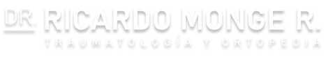 El doctor Ricardo Monge es especialista en ortopedia y traumatología especializado en lesiones musculo esqueléticas de rodilla, cadera y espalda